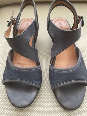 Leather Sandals, by Bussola. 
Comfortable footwear.